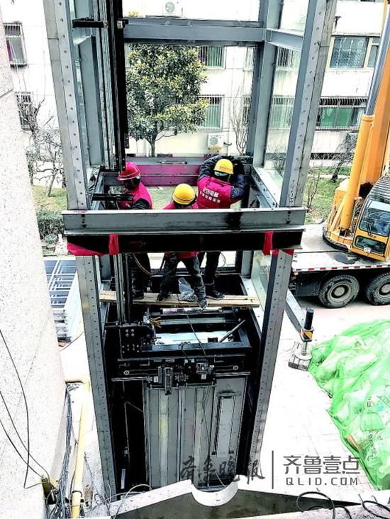 武汉回收旧电梯（专业收旧电梯）