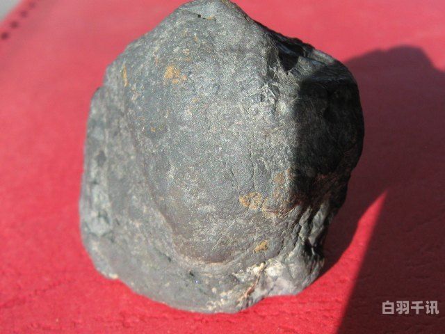 石陨石回收一般多少钱一克（石陨石值多少钱一克）