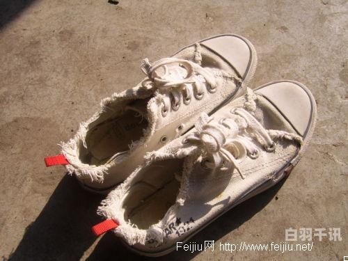 广东回收旧鞋子上门收购（高价大量回收旧鞋）